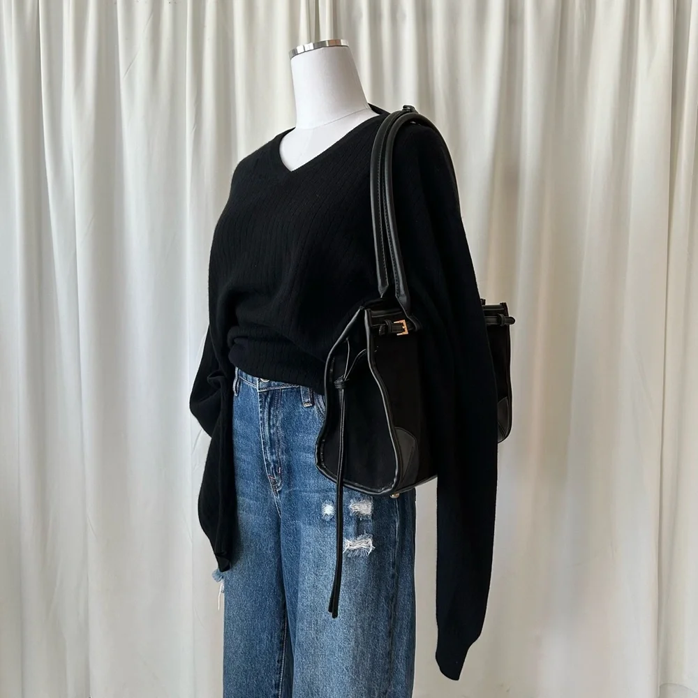 Vintage Ralph Lauren Purple Label V-neck sweater 100% Cashmere. - Picture 8 of 10